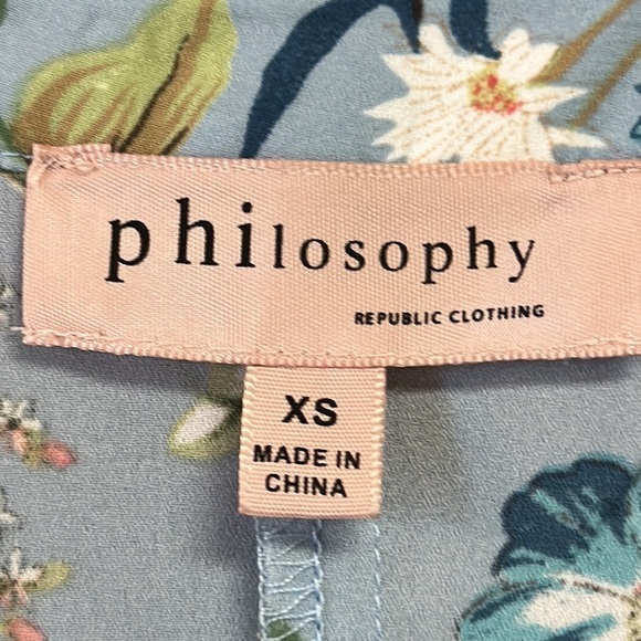 Philosophy Floral Sleeveless High Low Button Down Hidden Placard Polyester Top - Picture 5 of 14